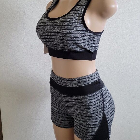 BRAND NEW BIKER SHORTS AND SPORTS BRA SETS - Picture 13 of 13